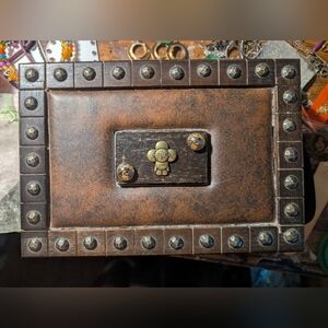 Vintage Brown Decorative Box